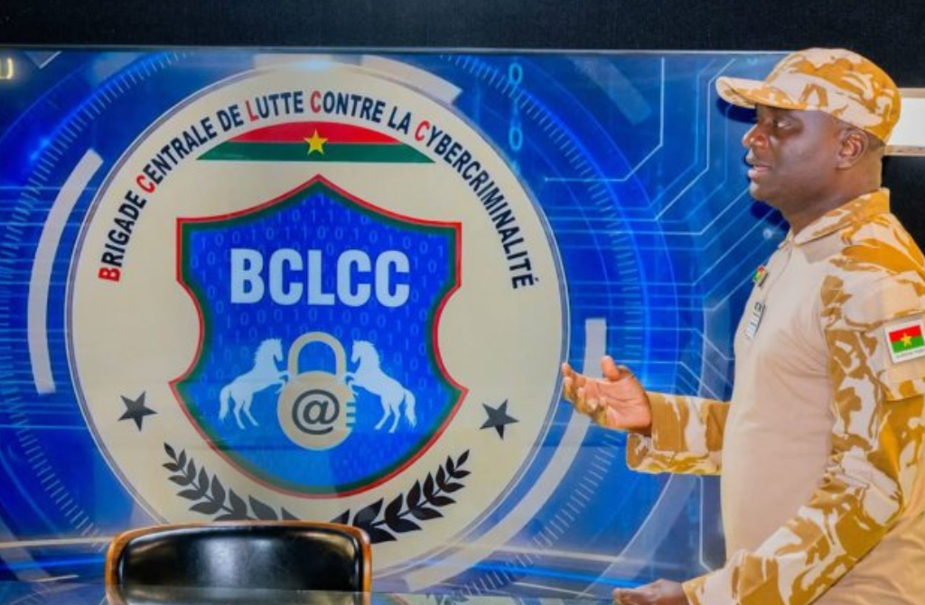 Burkina Faso : Neuf milliards de FCFA perdus à cause de la cybercriminalité en cinq ans, la BCLCC tire sur la sonnette d&rsquo;alarme et appelle à la vigilance